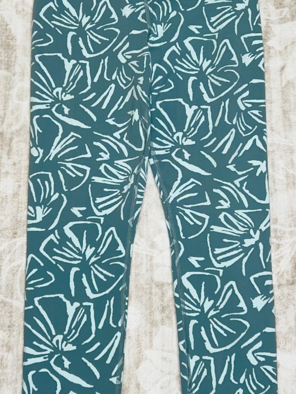 Athleta Women's Floral Print Capri Crop Leggings Size Small
